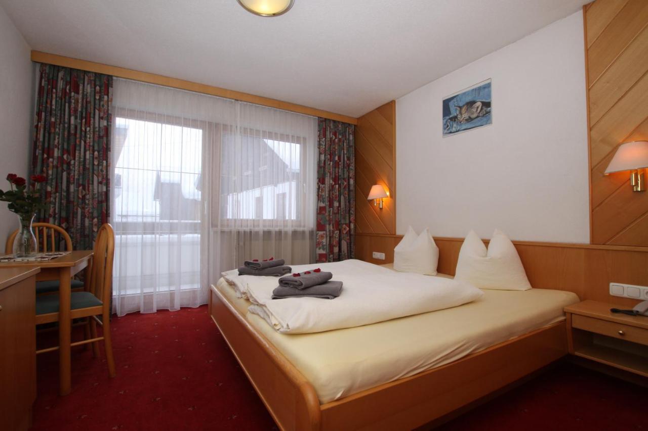 Laerchenheim Apartments Ischgl Buitenkant foto